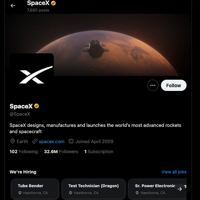 Una captura de pantalla de TweetDelete de un usuario mirando el perfil de SpaceX para ver su X handle.