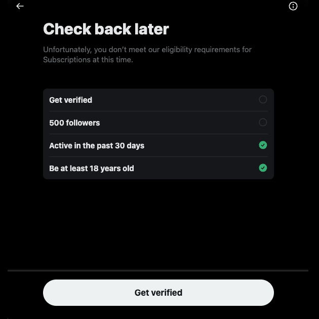 Captura de pantalla de TweetDelete de X que informa a un usuario sobre su inelegibilidad para unirse al programa de monetización de la plataforma.

