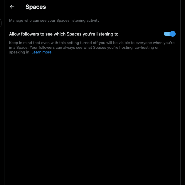 Screenshot di TweetDelete di una persona che modifica le impostazioni di X Spaces su un browser desktop.
