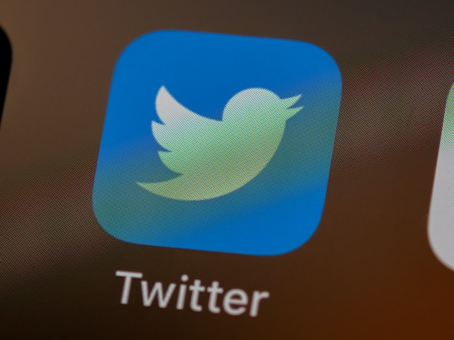 Conservazione dei tweet: Cancellare o conservare l'impronta digitale?